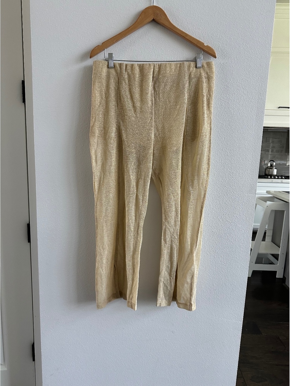 Zingara Gold Pants Cropped Size Large